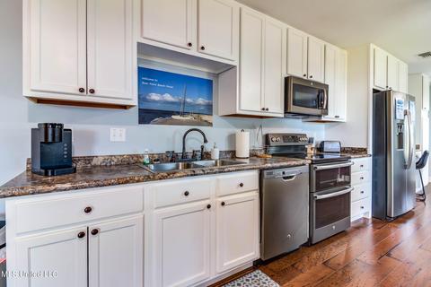 504 Gulf View Ave, Long Beach, MS 39560 photo 15