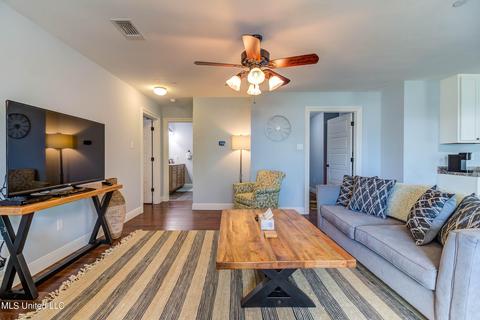 504 Gulf View Ave, Long Beach, MS 39560 photo 6