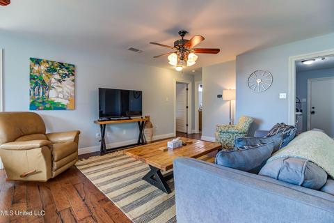 504 Gulf View Ave, Long Beach, MS 39560 photo 5