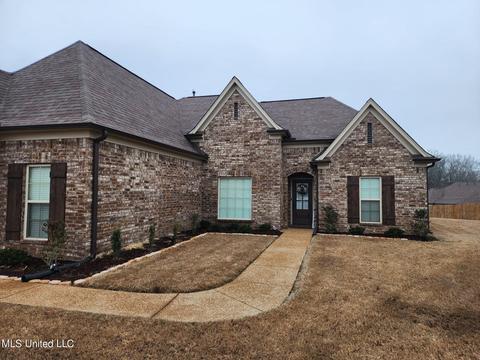 552 Wooten Cv, Nesbit, MS 38651 photo 1