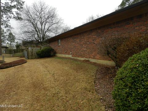 202 Hampton St, Clinton, MS 39056 photo 27