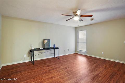 2038 Fox Cv E, Byram, MS 39272 photo 16