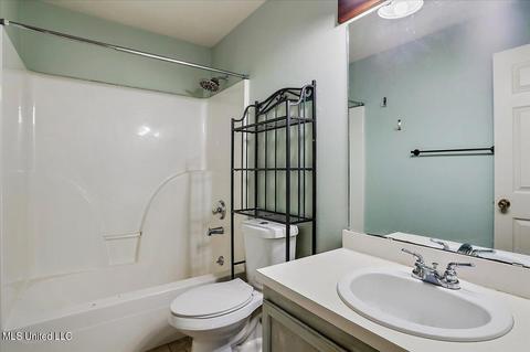 2038 Fox Cv E, Byram, MS 39272 photo 23