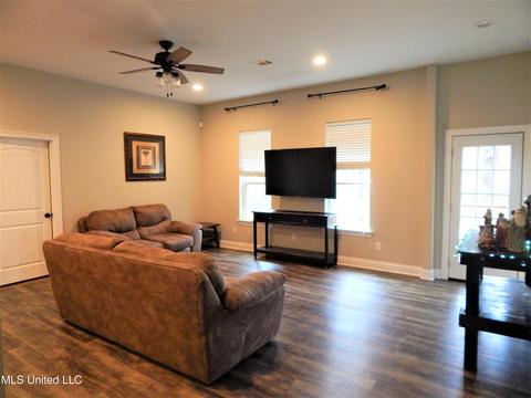 169 Cedar Rdg, Lucedale, MS 39452 photo 6