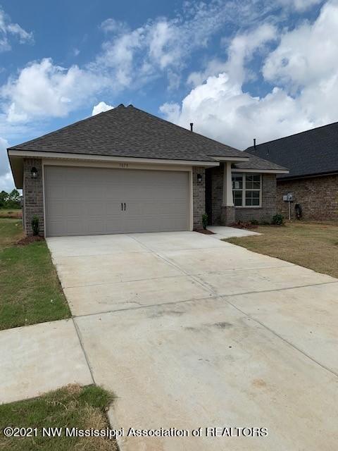7765 Ferndale Dr, Olive Branch, MS 38654