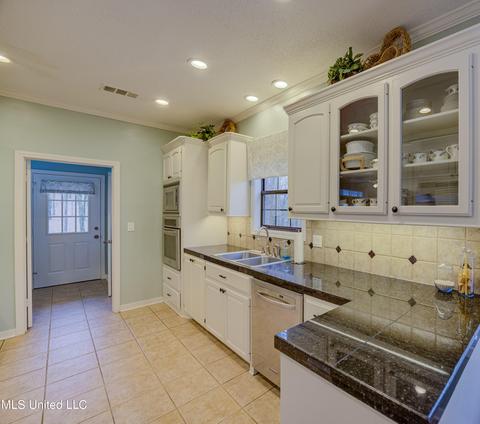 301 Warwick Rd, Clinton, MS 39056 photo 23