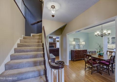 301 Warwick Rd, Clinton, MS 39056 photo 9