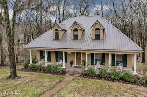301 Warwick Rd, Clinton, MS 39056 photo 3