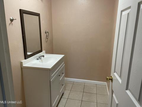 39 Lakeview Dr, Wiggins, MS 39577 photo 6