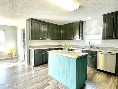 8104 Tanner Williams Rd, Lucedale, MS 39452 photo 12