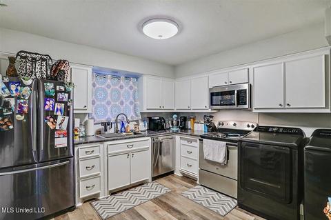 1047 Windrose Dr, Brandon, MS 39047 photo 6