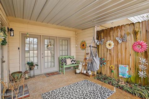 1047 Windrose Dr, Brandon, MS 39047 photo 1
