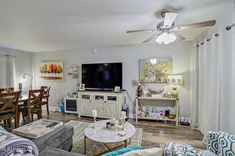 1047 Windrose Dr, Brandon, MS 39047 photo 2