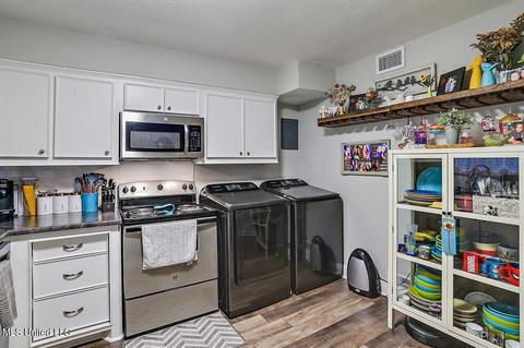 1047 Windrose Dr, Brandon, MS 39047 photo 9