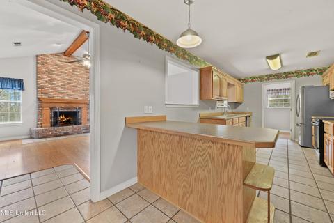 1661 Walton Ave, Wiggins, MS 39577 photo 9