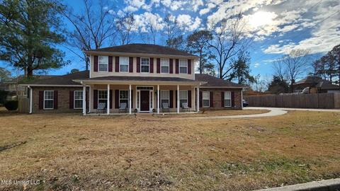 301 Meadowoods Dr, Jackson, MS 39211 photo 1