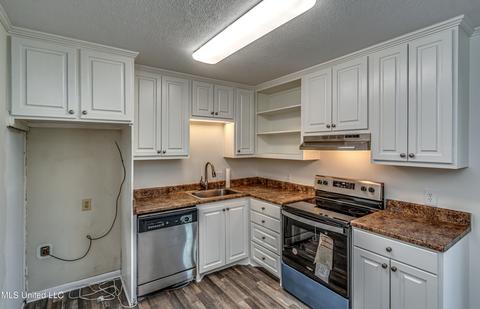 72 The Pines St, Benton, MS 39039 photo 8