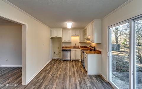 72 The Pines St, Benton, MS 39039 photo 7