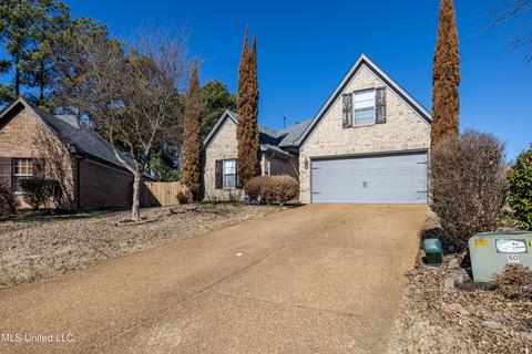 5860 E Bedford Loop Loop, Southaven, MS 38672