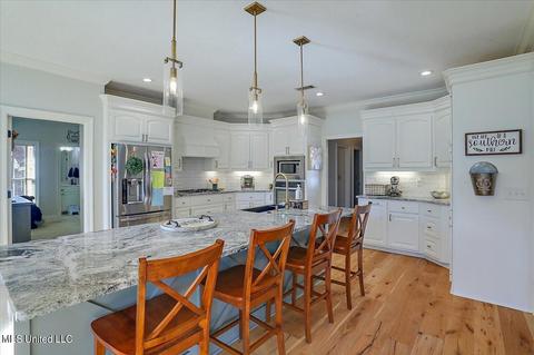 207 Legacy Dr, Brandon, MS 39042 photo 11