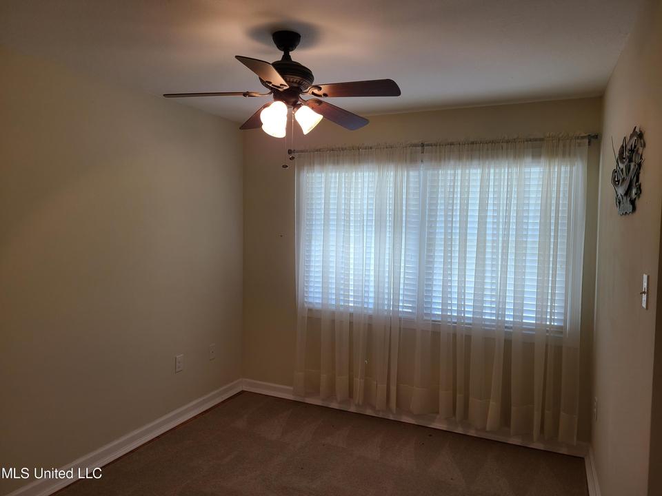  345 Franks Dr, Biloxi, MS 39531 photo 12