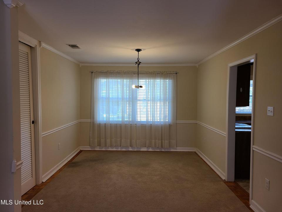  345 Franks Dr, Biloxi, MS 39531 photo 4