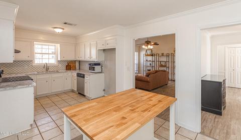 606 Honeysuckle Dr, Madison, MS 39110 photo 13