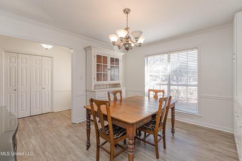606 Honeysuckle Dr, Madison, MS 39110 photo 9
