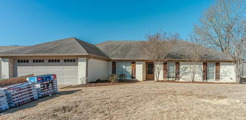 606 Honeysuckle Dr, Madison, MS 39110 photo 3