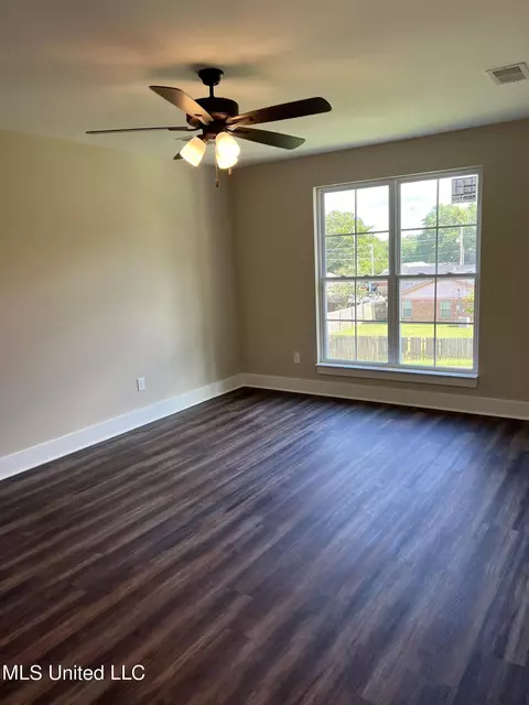 378 Southern St, Hernando, MS 38632 photo 8