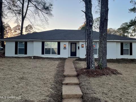 6167 Waverly Dr, Jackson, MS 39206 photo 1