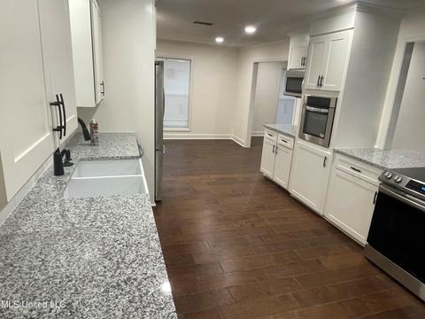 6167 Waverly Dr, Jackson, MS 39206 photo 12