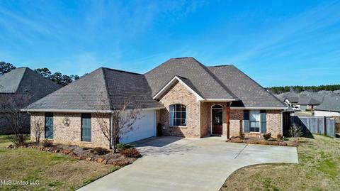 673 Conti Dr, Brandon, MS 39042 photo 1