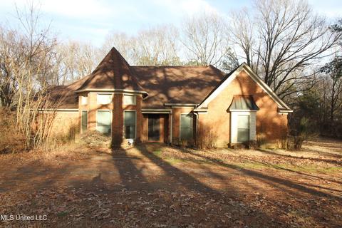 320 E Green T Lk, Hernando, MS 38632 photo 1