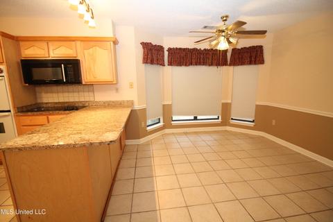 320 E Green T Lk, Hernando, MS 38632 photo 10