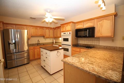 320 E Green T Lk, Hernando, MS 38632 photo 9