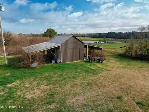 626 H B Smith Rd, Magee, MS 39111 photo 11