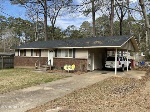 1222 Tara Rd, Jackson, MS 39212 photo 2