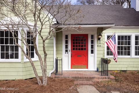 616 Broadway Ave, Jackson, MS 39216