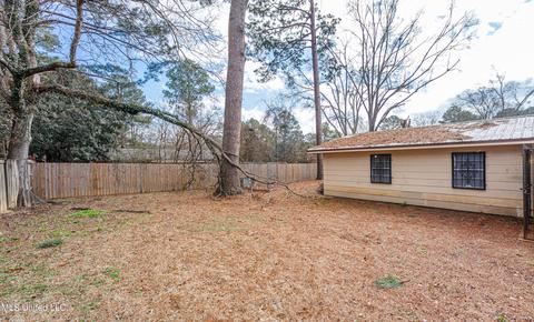 5738 Brownlee Dr, Jackson, MS 39206 photo 4