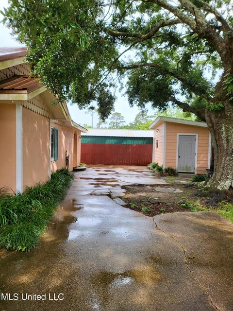 1123 E Old Pass Rd, Long Beach, MS 39560 photo 31
