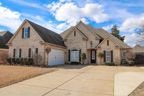 3349 N Saint Augustine Cv, Southaven, MS 38672