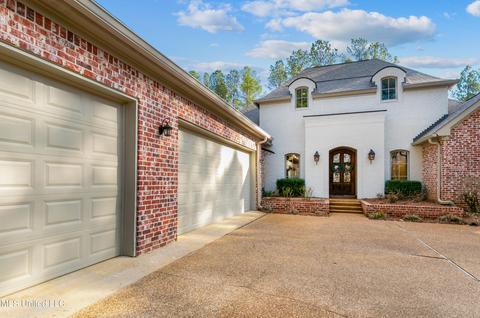 113 S Glen Pl, Madison, MS 39110 photo 3