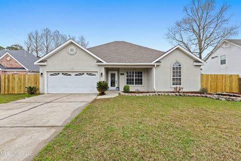 16 Pecan Ln, Long Beach, MS 39560 photo 1