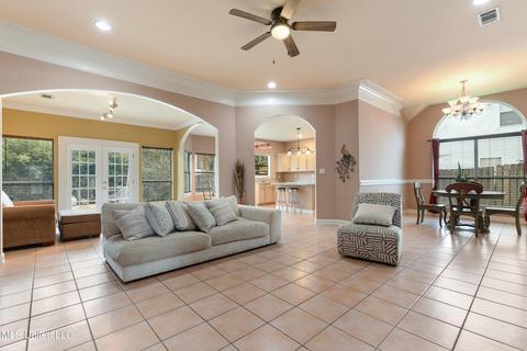 16 Pecan Ln, Long Beach, MS 39560 photo 4