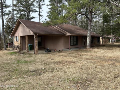 19 Pinecrest Dr, Macon, MS 39341 photo 12