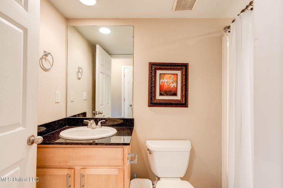  2046 Beach Blvd #315, Biloxi, MS 39531 photo 25
