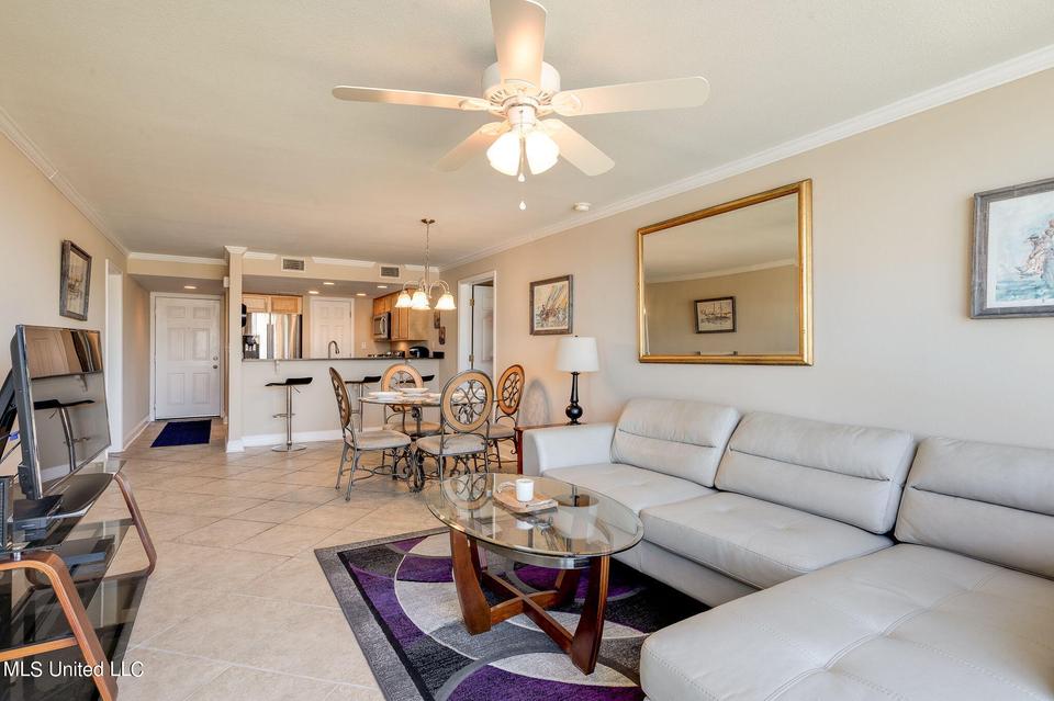  2046 Beach Blvd #315, Biloxi, MS 39531 photo 6