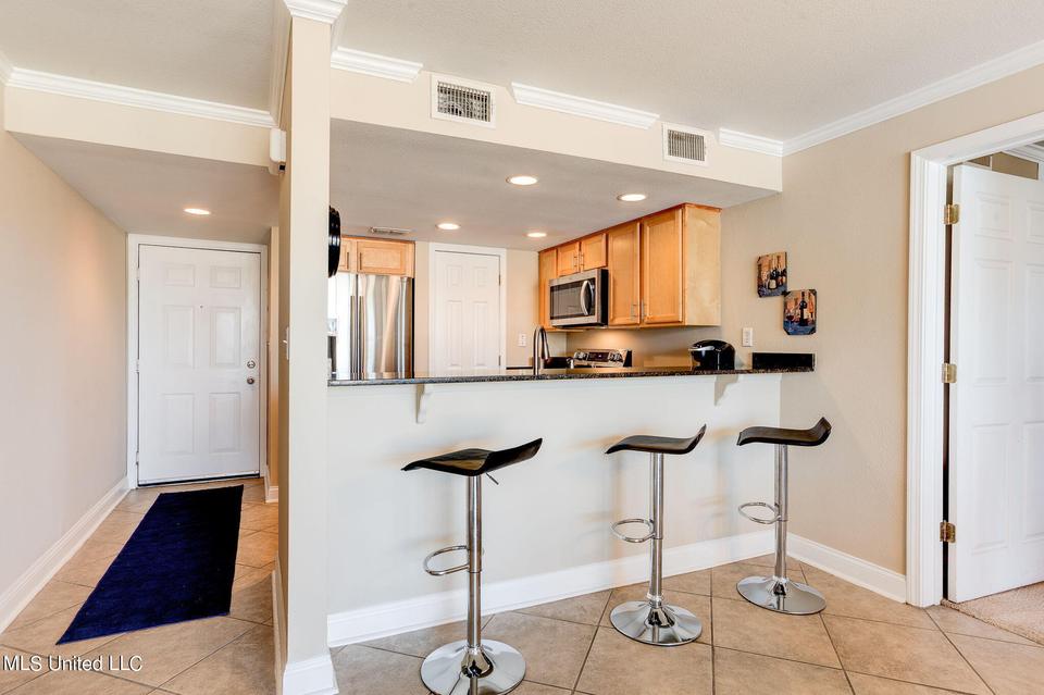  2046 Beach Blvd #315, Biloxi, MS 39531 photo 9