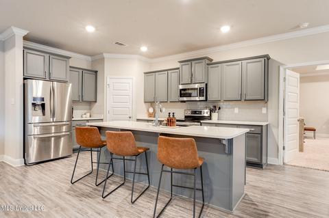 7028 Glen Eagle Dr, Biloxi, MS 39532 photo 10